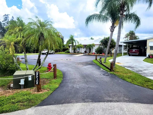 $52,000 | 803-805 Big Branch Lane, Moore Haven, FL 33471