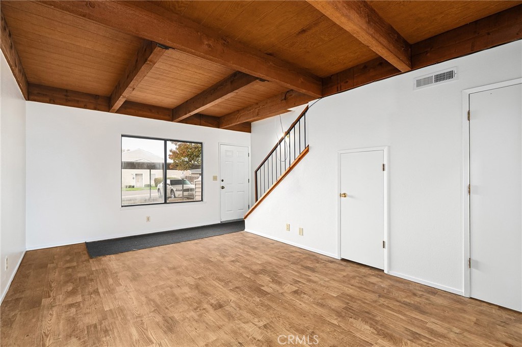 585 North Street Corning, CA 96021 - Photo 10 of 41 a view of an empty room with a window
