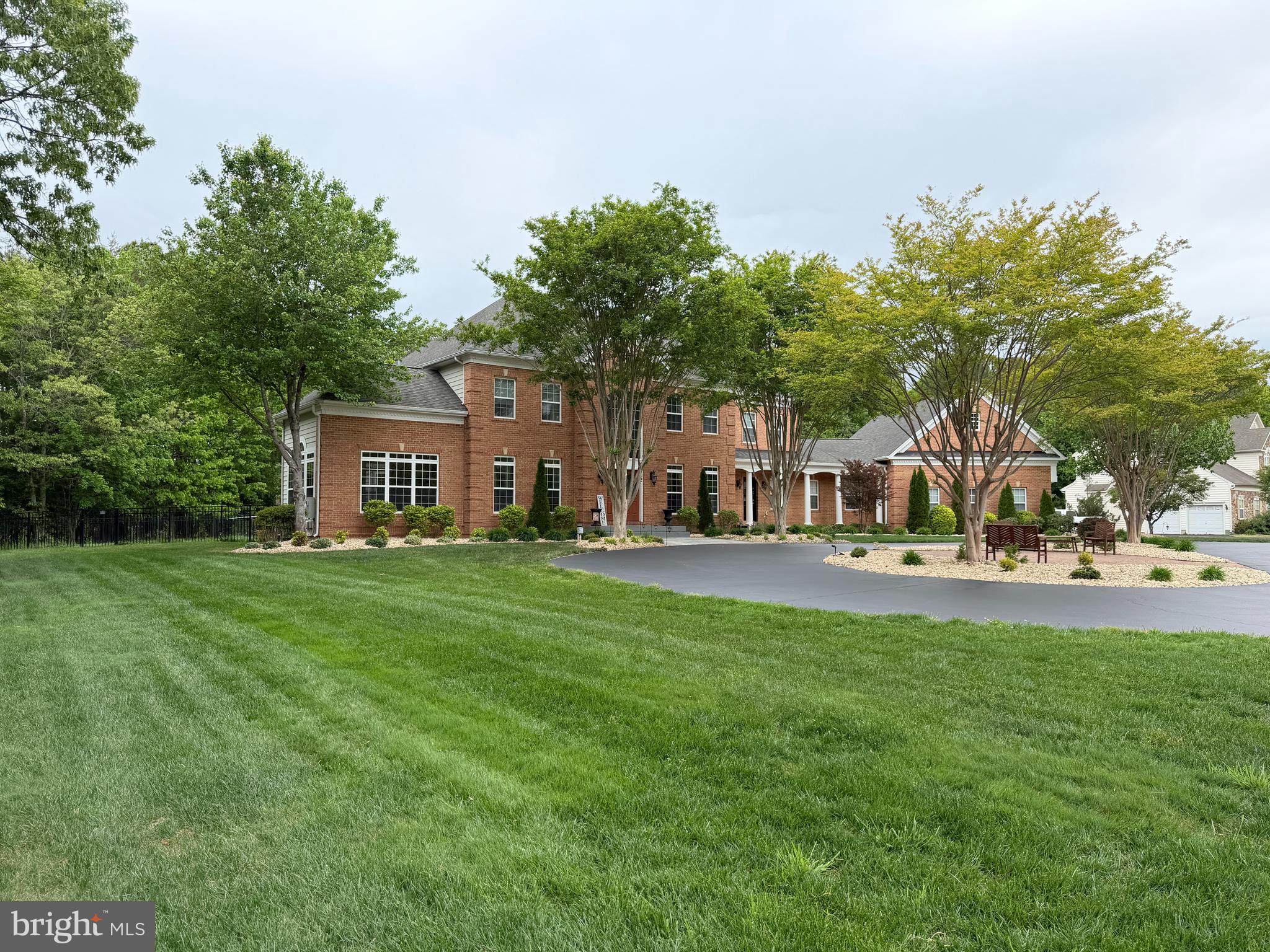 Incredible multi-generational estate property