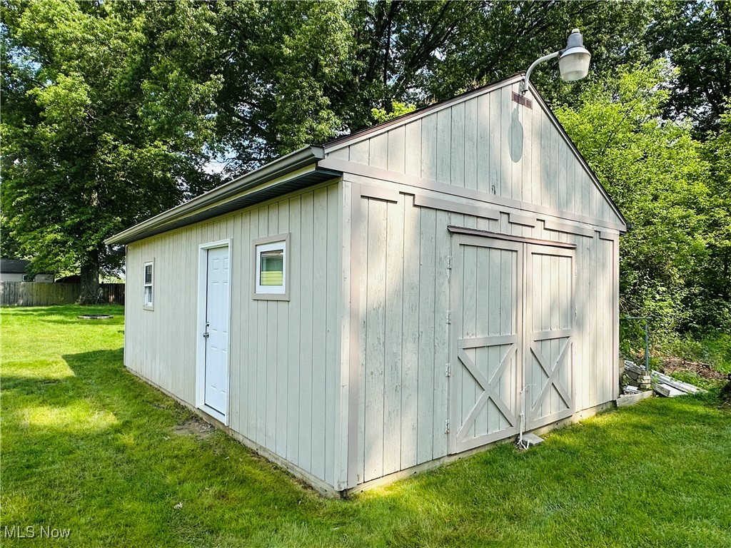 1684 Morris Street Mineral Ridge, OH 44440 - Photo 14 of 50 View of shed
