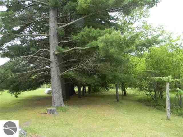 2646 East Rose City Road Lupton, MI 48635 - Photo 16 of 22 1747053-15.JPG