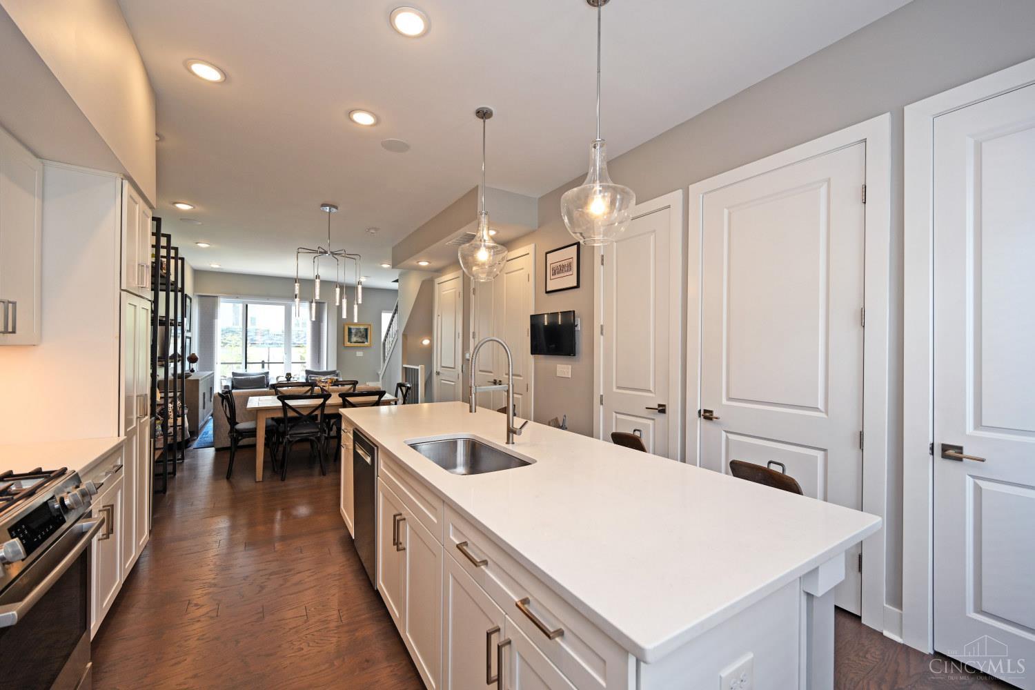 3117 Madison Road, Unit 15 Cincinnati, OH 45209 - Photo 27 of 57