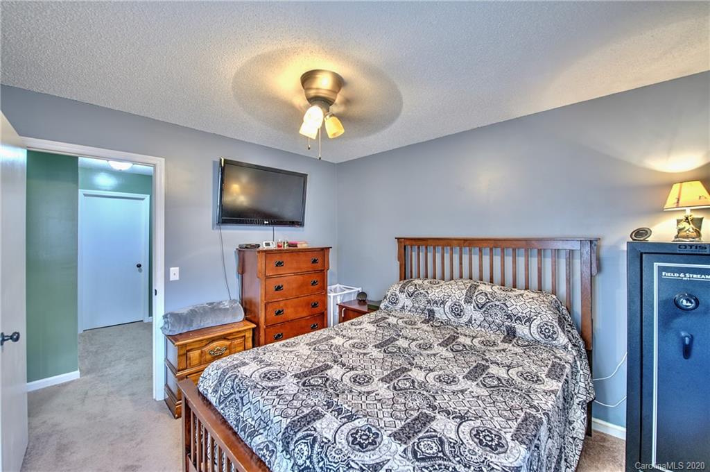 1155 Burma Road East Marion, NC 28752 - Photo 13 of 25 Gallery Image 13
