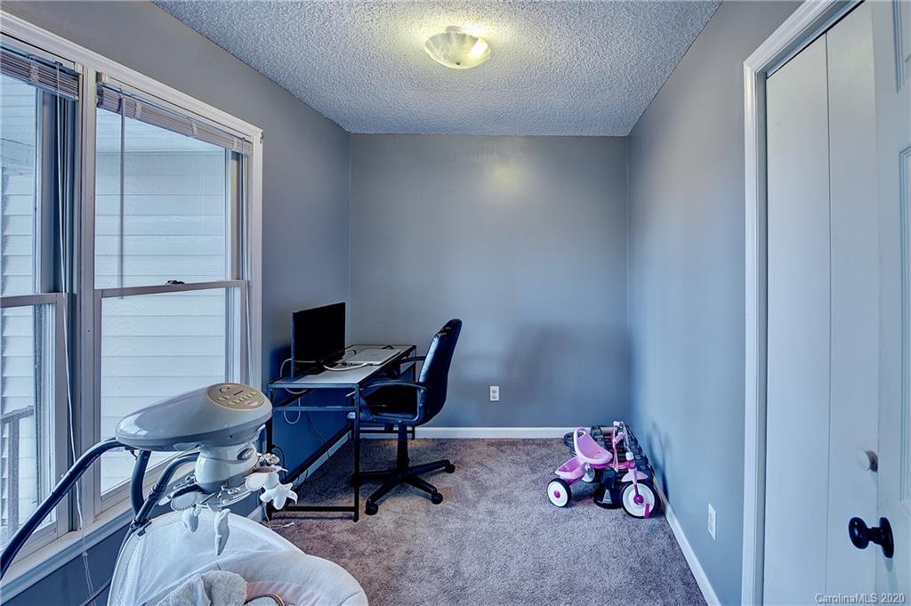 1155 Burma Road East Marion, NC 28752 - Photo 15 of 25 Gallery Image 15