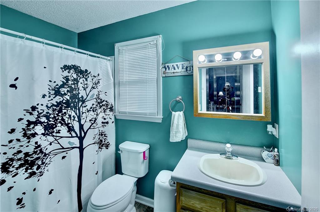 1155 Burma Road East Marion, NC 28752 - Photo 17 of 25 Gallery Image 17