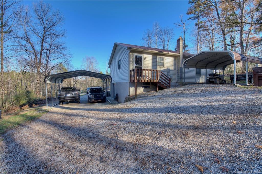 1155 Burma Road East Marion, NC 28752 - Photo 3 of 25 Gallery Image 3