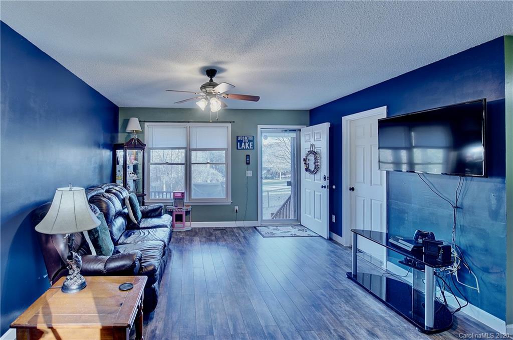 1155 Burma Road East Marion, NC 28752 - Photo 10 of 25 Gallery Image 10