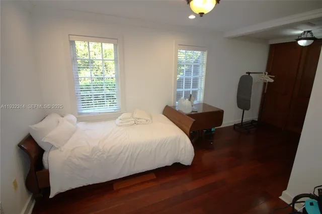 $10,900,000 | 6750 Granada Boulevard, Coral Gables, FL 33146