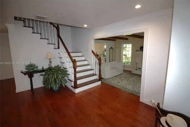 $10,900,000 | 6750 Granada Boulevard, Coral Gables, FL 33146