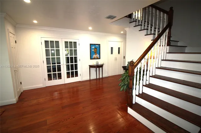 $10,900,000 | 6750 Granada Boulevard, Coral Gables, FL 33146