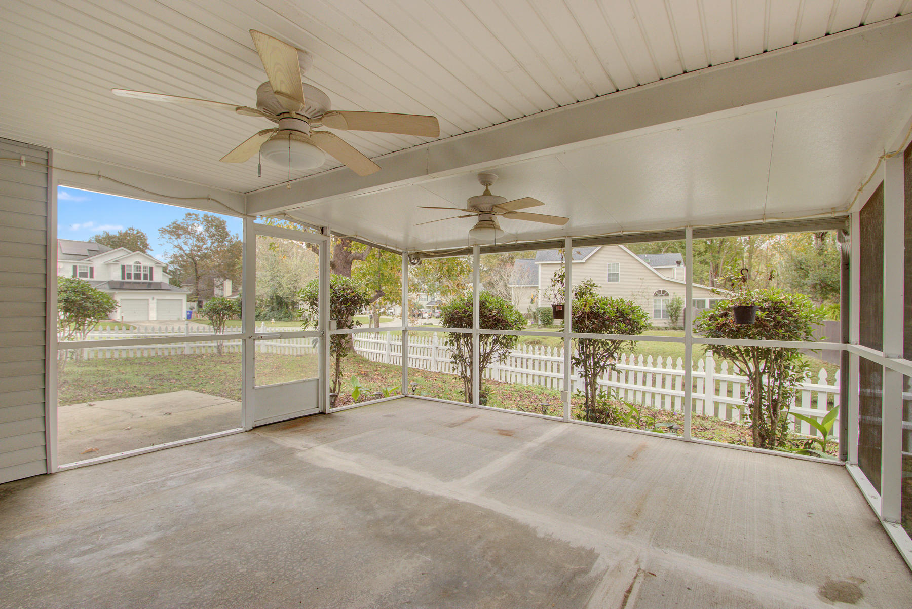 1887 Beechwood Road Charleston, SC 29414 - Photo 33 of 37 1887 Beechwood, Charleston SC (34)