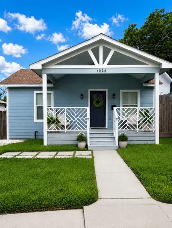 $2,350 | 1026 Kern Street, Houston, TX 77009