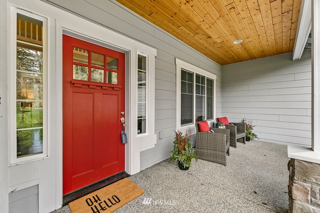 3402 Walsh Road Snohomish, WA 98290 - Photo 2 of 33 a backyard of a house with seating space