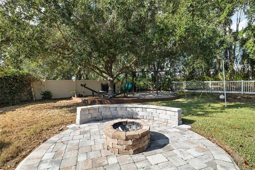 17425 New Cross Circle Lithia, FL 33547 - Photo 48 of 56