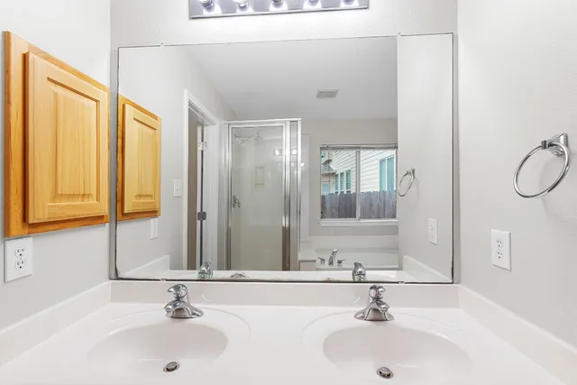 $2,350 | 2205 Speidel Drive, Pflugerville, TX 78660