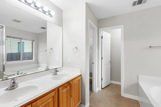 $2,350 | 2205 Speidel Drive, Pflugerville, TX 78660