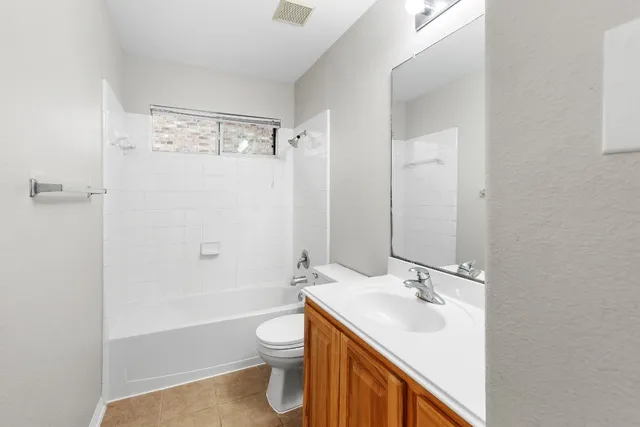 $2,350 | 2205 Speidel Drive, Pflugerville, TX 78660