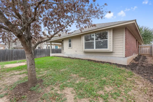 $2,350 | 2205 Speidel Drive, Pflugerville, TX 78660