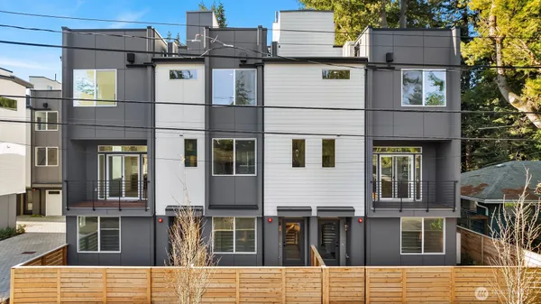 $599,950 | 18017 2nd Avenue Northeast, Unit B, Seattle, WA 98155