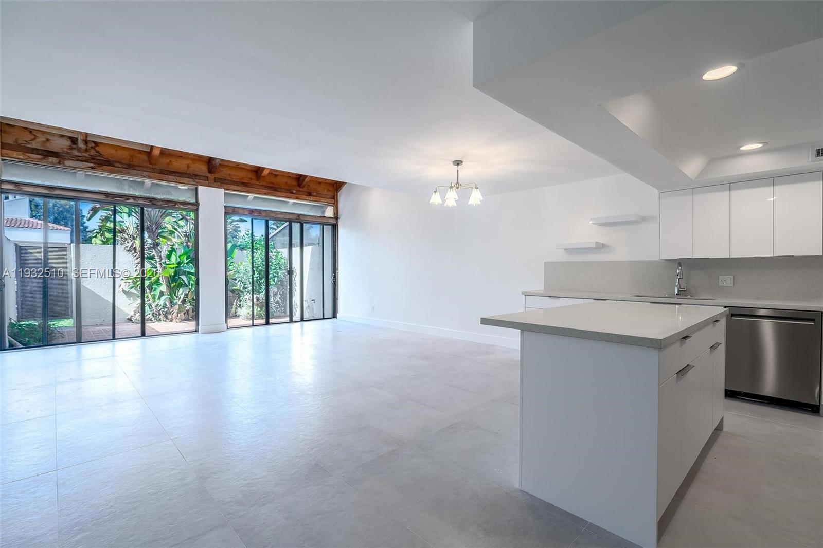 8708 Southwest 79th Place, Unit 8708 Miami, FL 33143 - Photo 17 of 54