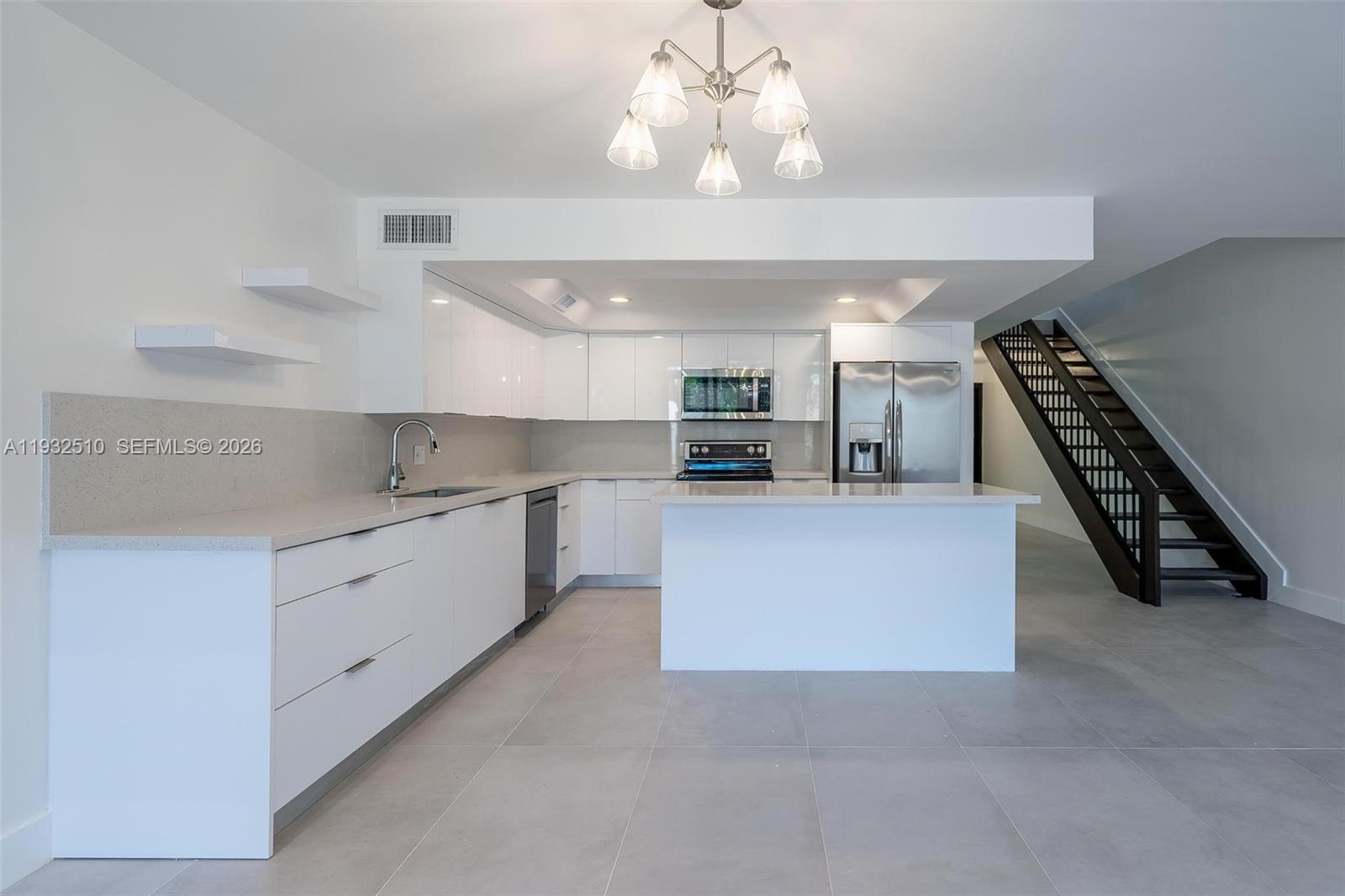 8708 Southwest 79th Place, Unit 8708 Miami, FL 33143 - Photo 19 of 54