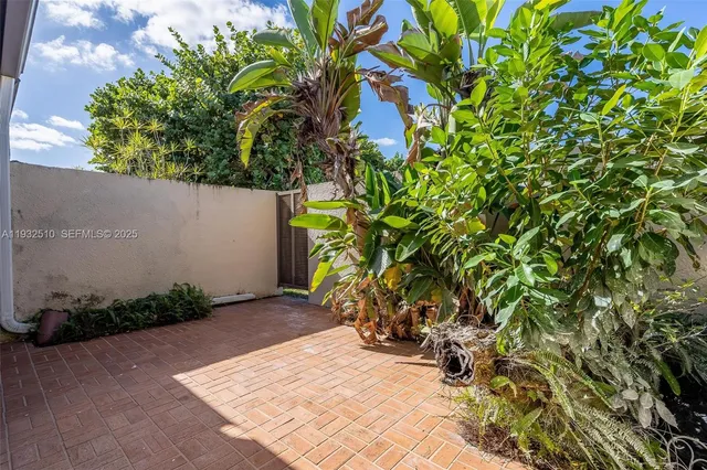 $4,500 | 8708 Southwest 79th Place, Unit 8708, Miami, FL 33143