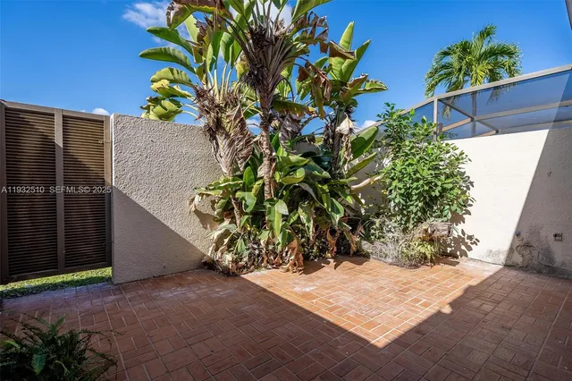 $4,500 | 8708 Southwest 79th Place, Unit 8708, Miami, FL 33143