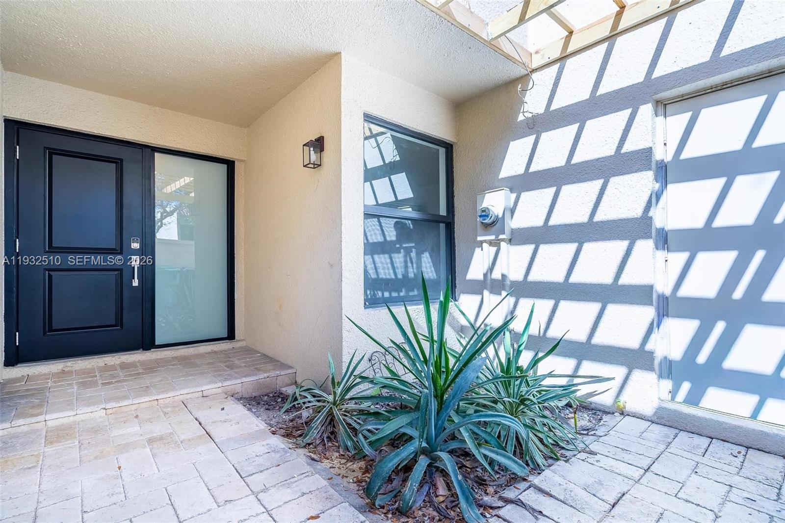 8708 Southwest 79th Place, Unit 8708 Miami, FL 33143 - Photo 5 of 54