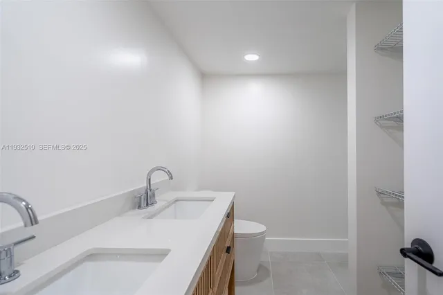 $4,500 | 8708 Southwest 79th Place, Unit 8708, Miami, FL 33143