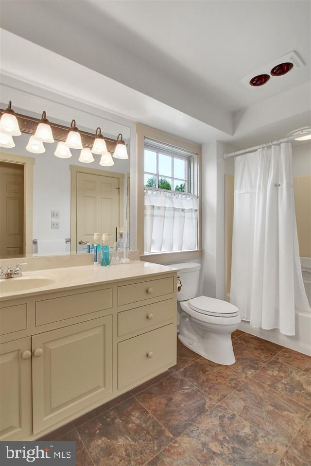 3640 Raintree Road York, PA 17404 - Photo 16 of 36 Gallery Image 16