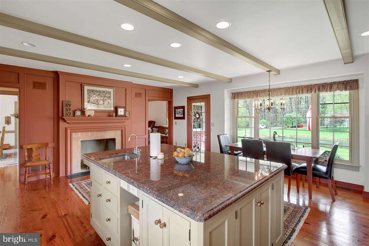 3640 Raintree Road York, PA 17404 - Photo 7 of 36 Gallery Image 7