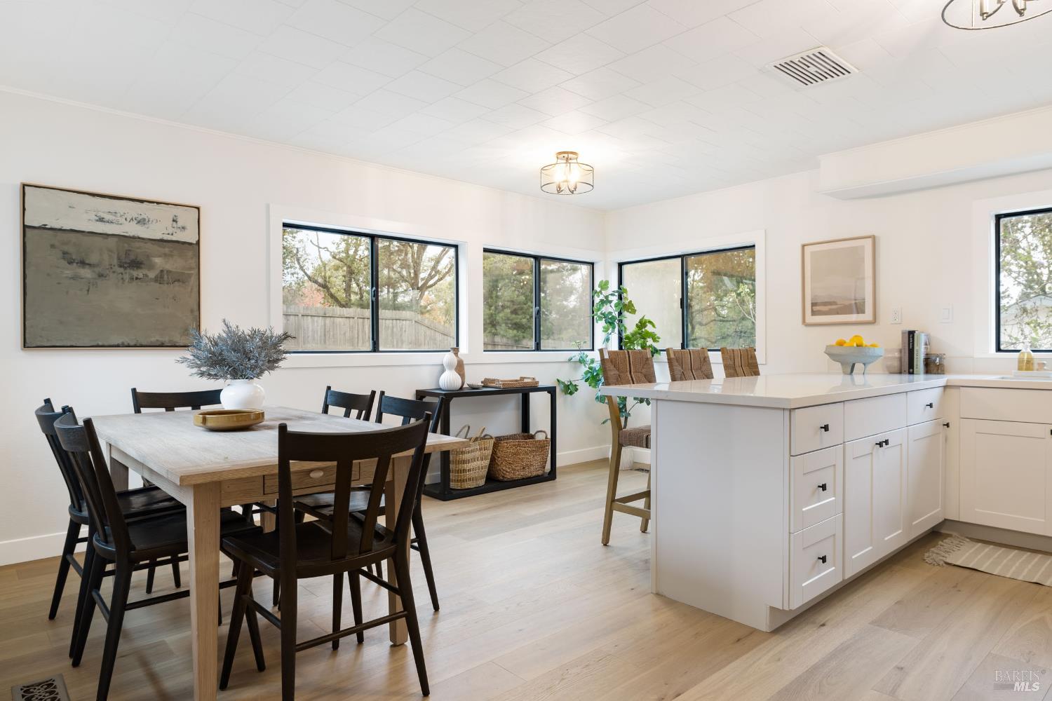 377 Maple Avenue Cotati, CA 94931 - Photo 5 of 26