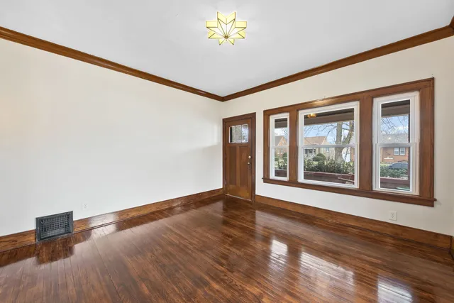 $165,987 | 1065 South Poplar Avenue, Kankakee, IL 60901