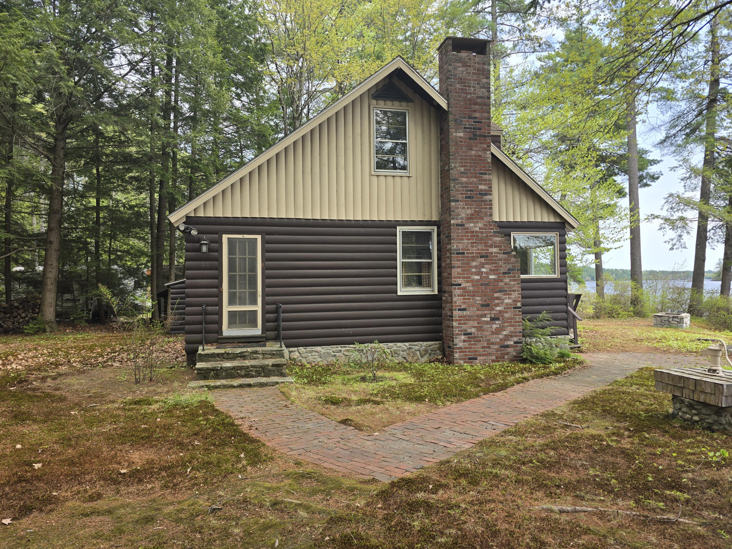 158 Pine Point Road Oxford, ME 04270 - Photo 2 of 49 3208