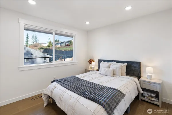 $1,349,999 | 4215 228th Street Southeast, Bothell, WA 98021