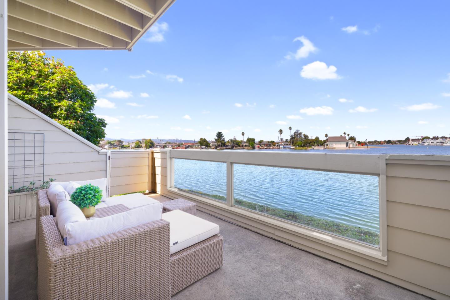 972 Shoreline Drive San Mateo, CA 94404 - Photo 23 of 64