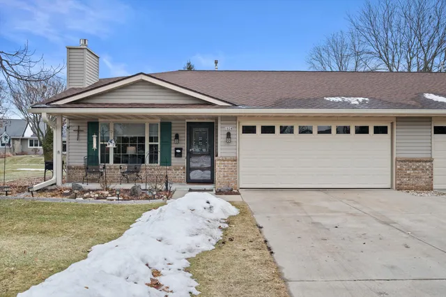 $315,000 | 1624 Garden Lane, West Bend, WI 53095