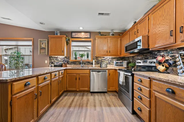 $315,000 | 1624 Garden Lane, West Bend, WI 53095