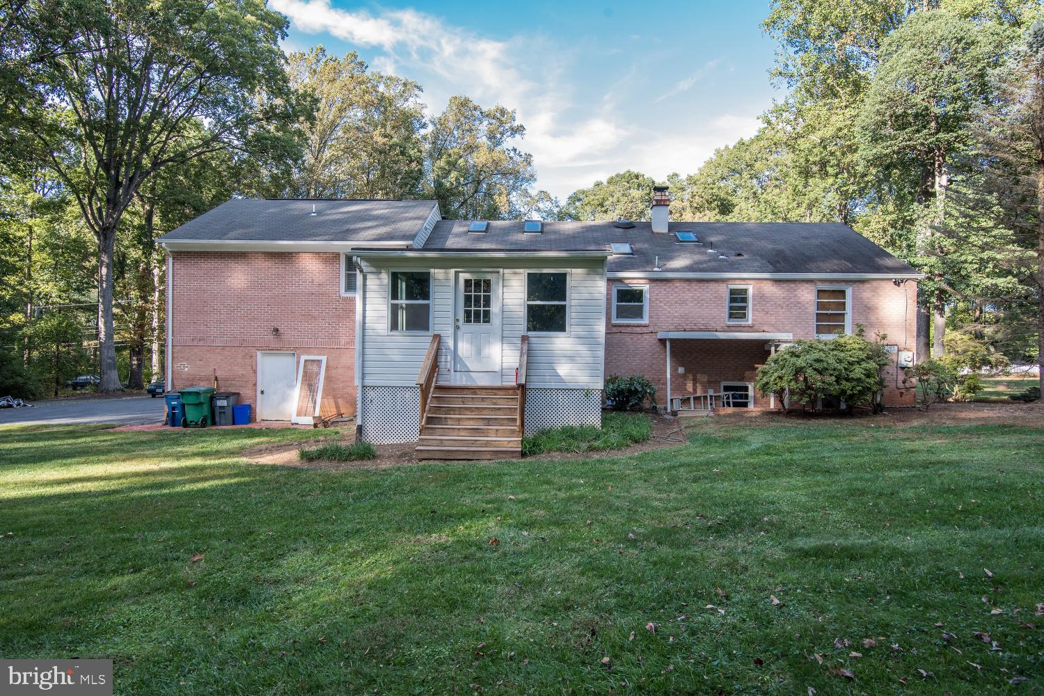4312 Pinetree Road Rockville, MD 20853 - Photo 13 of 73 Exterior