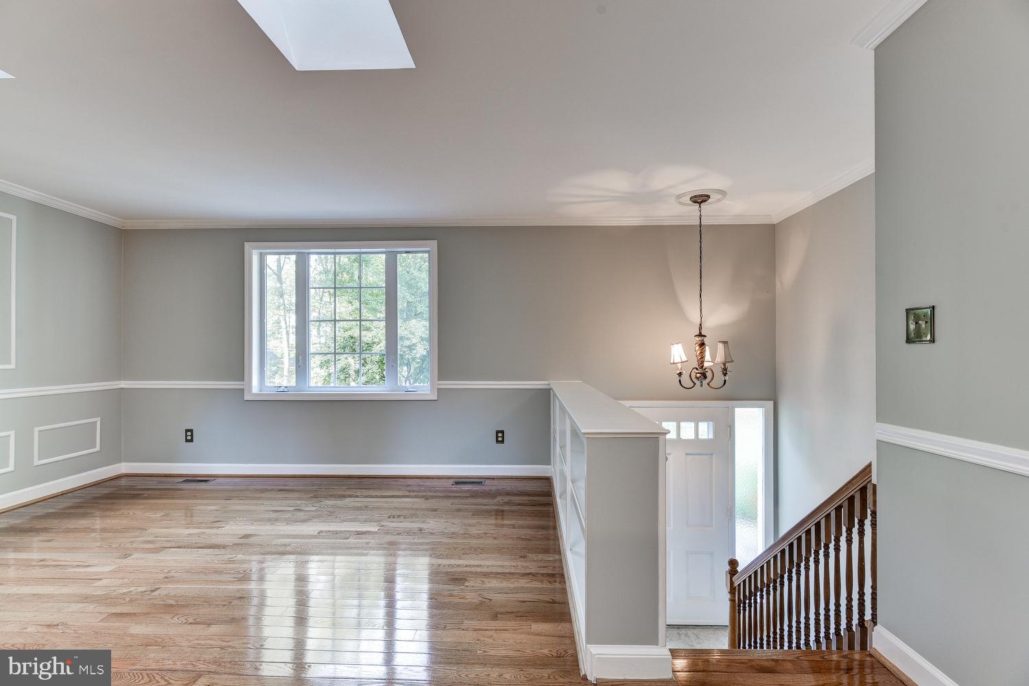 4312 Pinetree Road Rockville, MD 20853 - Photo 16 of 73 Living Room