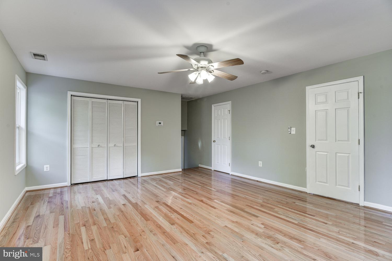 4312 Pinetree Road Rockville, MD 20853 - Photo 32 of 73 Bedroom