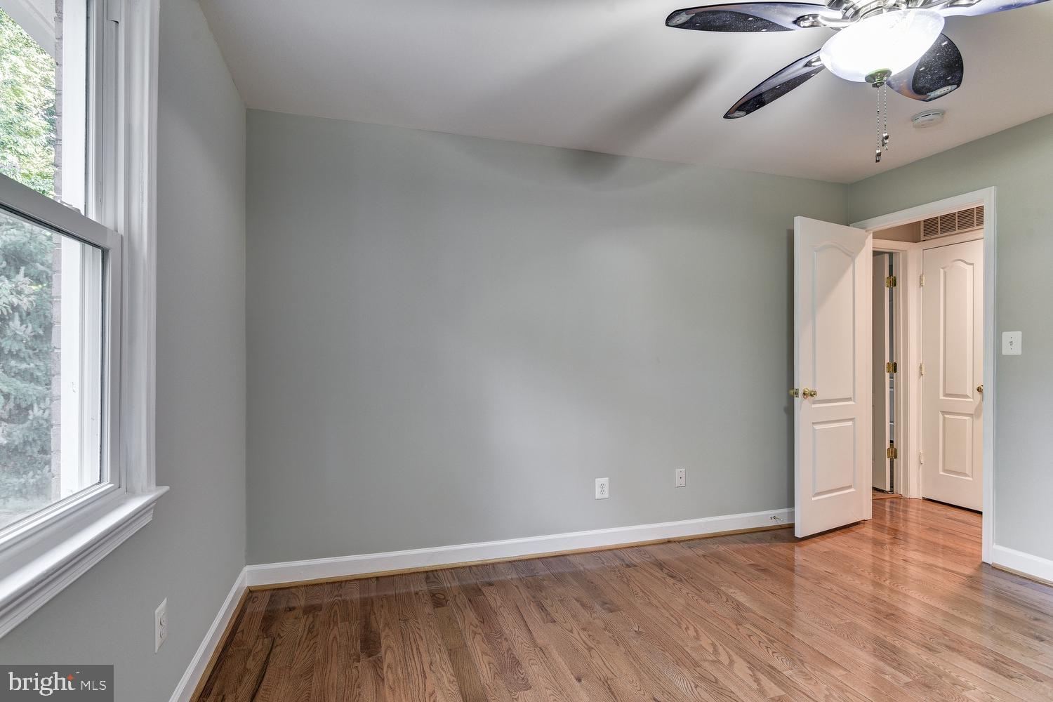 4312 Pinetree Road Rockville, MD 20853 - Photo 47 of 73 Bedroom
