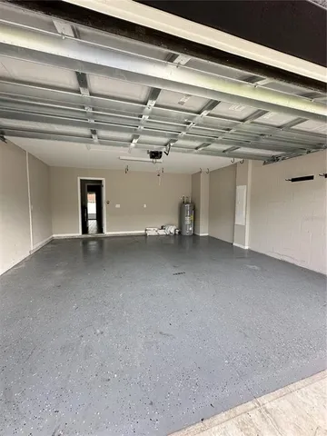 a view of an outdoor space