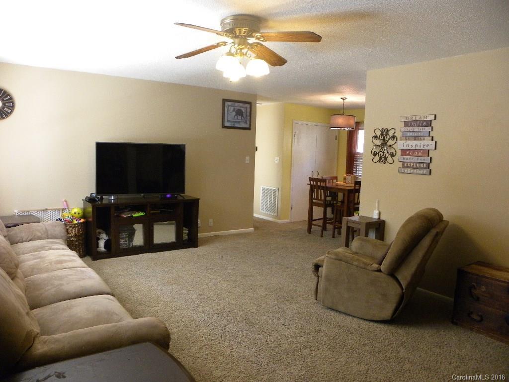 892 State Rd S-29-38 Lancaster, SC 29720 - Photo 5 of 24 Gallery Image 5