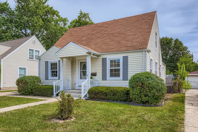 $389,900 | 2749 Scott Street, Franklin Park, IL 60131