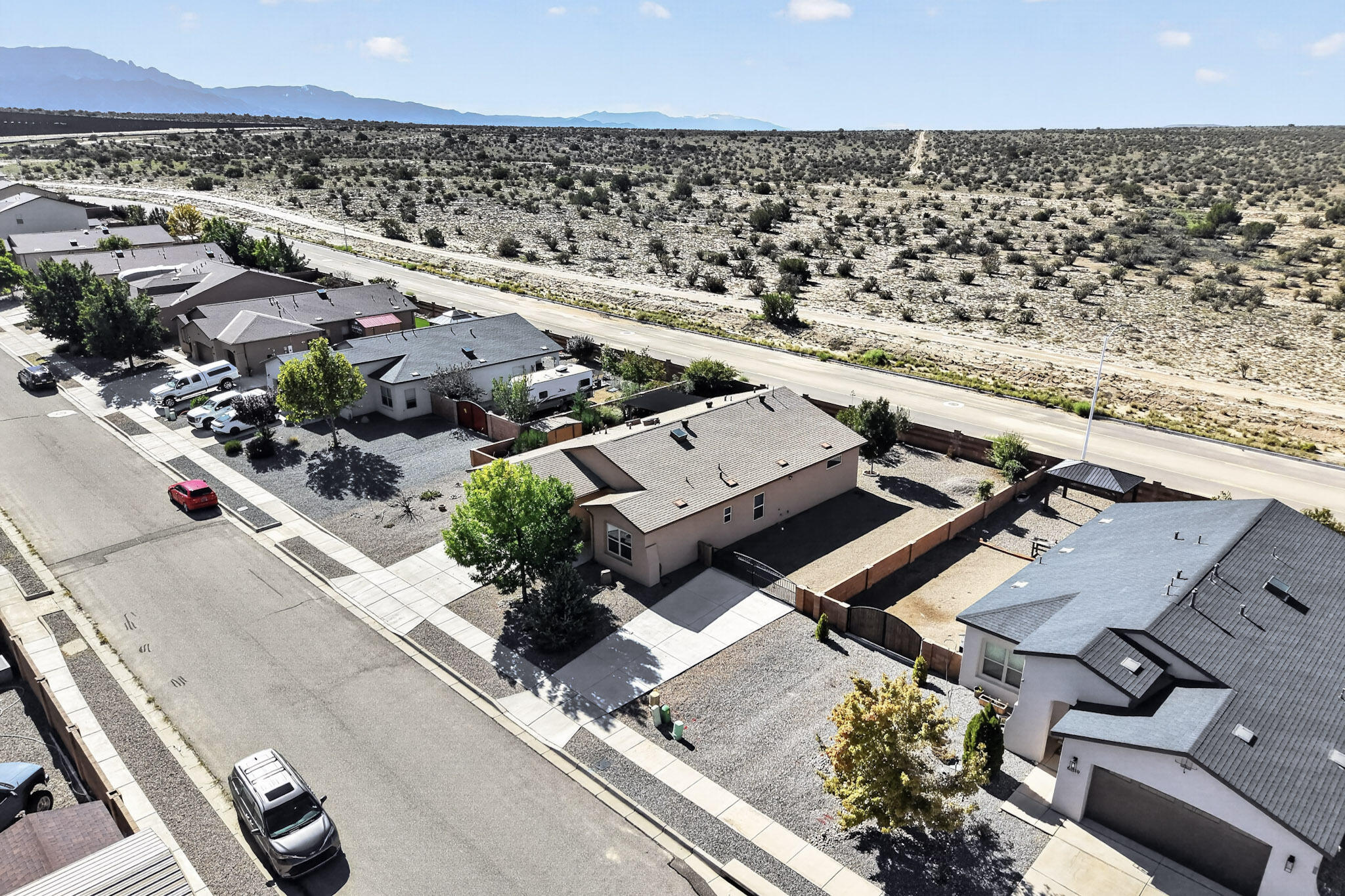 6945 Mountain Hawk Loop Northeast Rio Rancho, NM 87144 - Photo 32 of 56 Gallery Image 32