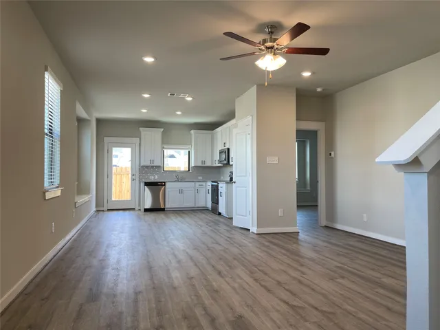 $2,200 | 441 Fieldwood Drive, Unit D, Buda, TX 78610