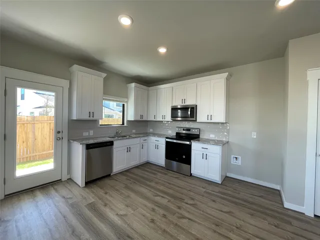 $2,200 | 441 Fieldwood Drive, Unit D, Buda, TX 78610