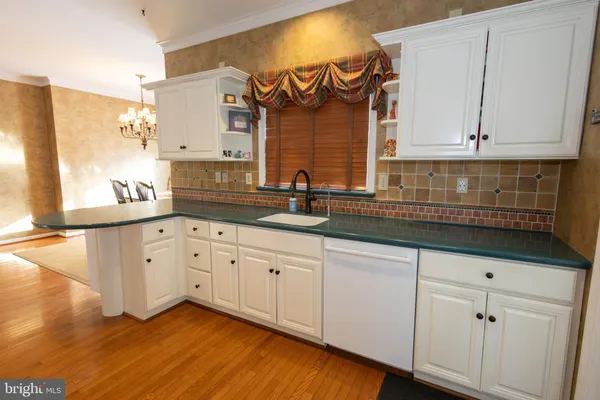 $3,500 | 616 Yardley Lane, Downingtown, PA 19335