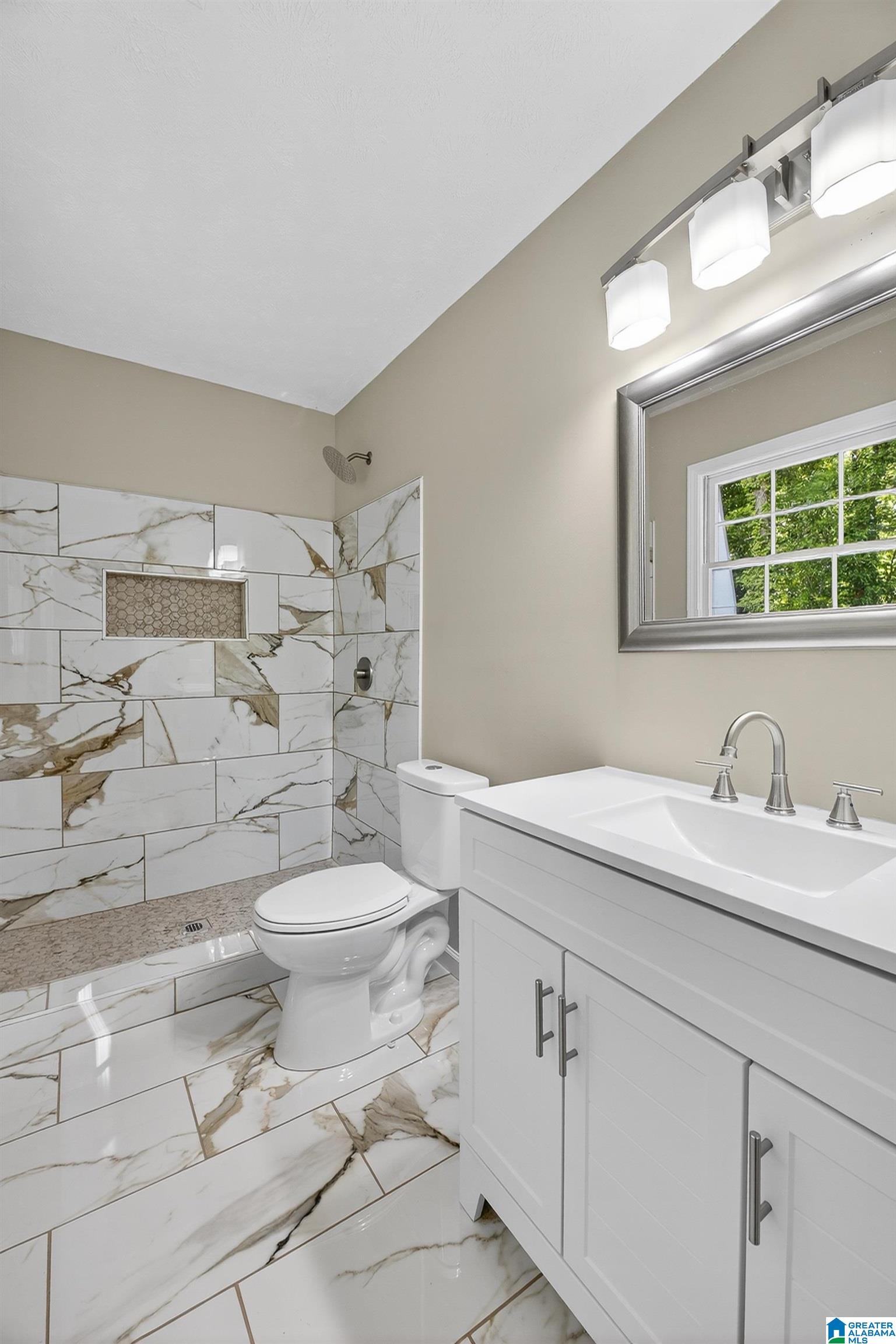 208 Shamrock Road Anniston, AL 36207 - Photo 28 of 34 Gallery Image 28
